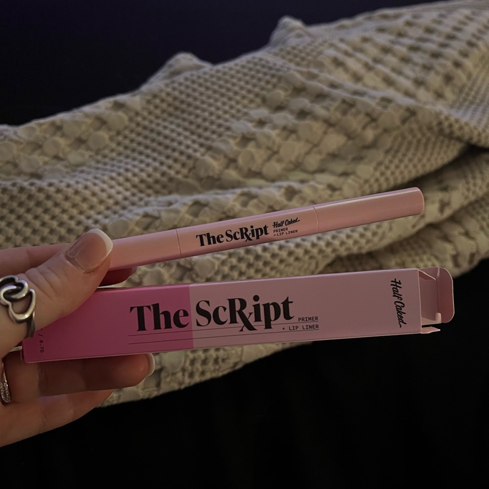 The Script Lip primer/liner